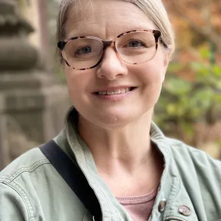 Kari G.