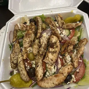 Greek salad w/chicken