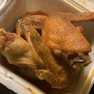 Lemon pepper extra hot wings