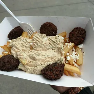 More here: https://thymenagain.wordpress.com/2018/08/02/review-mr-gyros-donor-plate-w-falafel/