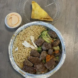 Lunch special hibachi beef with fried rice and crab Rangoon.