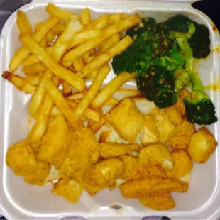 Fries, Steamed Broccoli and Salmon nuggets