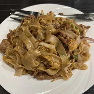 Beef N13. Beef Lo Mein