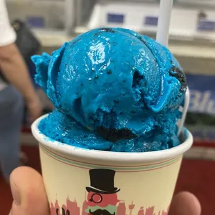 Blue monster two 2 Scoops
