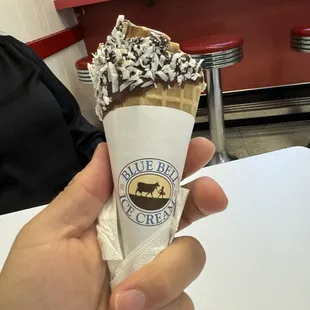 37 flavors 0 samples they don't do samples