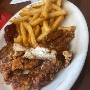 Kids chicken strips and fries