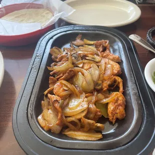 Chicken fajitas without peppers, add mushrooms