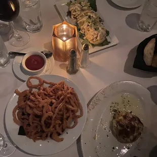 Crystal Hot Sauce Onion Rings, Sizzling Crab Cake, Fried Green Tomatoes with Crabmeat