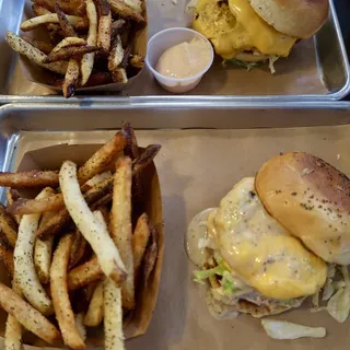 Double Cheeseburger