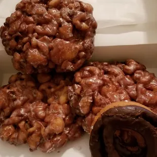 Apple fritters &amp; chocolate old fashion