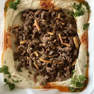 Meat with Hummus