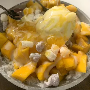 Mango bingsu - so refreshing and delicious