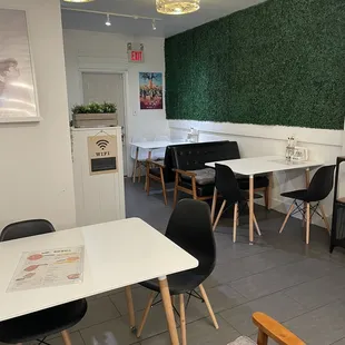 sushi and sashimi, interior