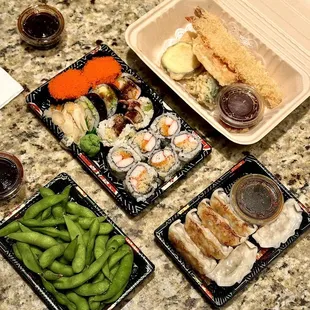 sushi and sashimi, sushi, sashimi, food
