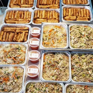 Accept large group orders and delivery