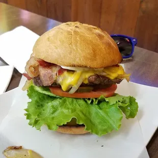 Bacon Cheeseburger