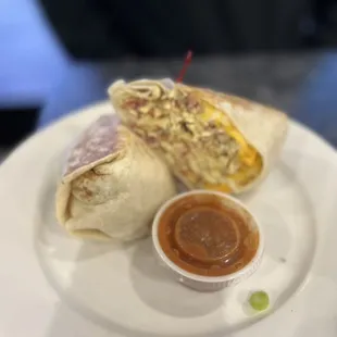 Mamas Breakfast Burrito