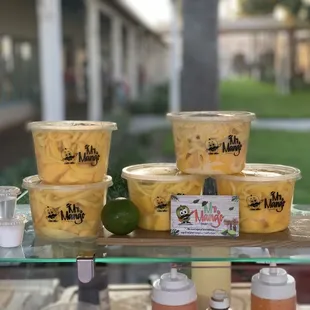 Mr Mango to go