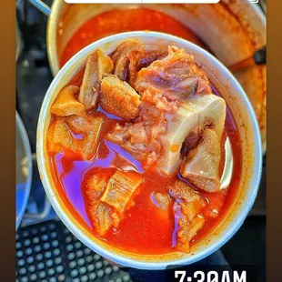 Menudo with pata