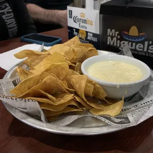 Chips and queso