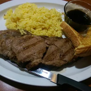 Small Prime Rib dinner, weekends only, choice of potato or rice, + REALLY good garlic bread.