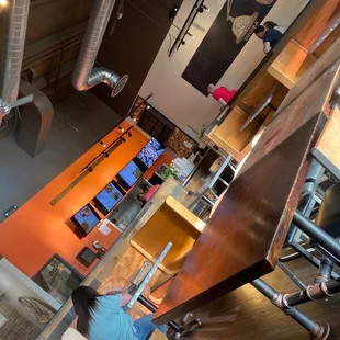 Nice entrance with great service