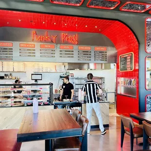 sushi and sashimi, interior