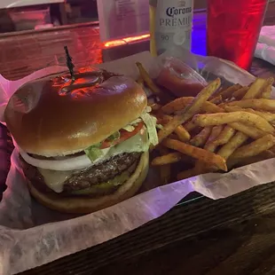 Mr Mouse cheeseburger