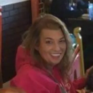 Jo W.
