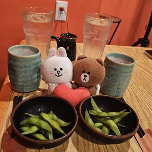 We started with edamame, hot tea, and iced water