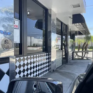 a view of the outside of the restaurant