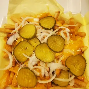 Chilli cheese fries plz!