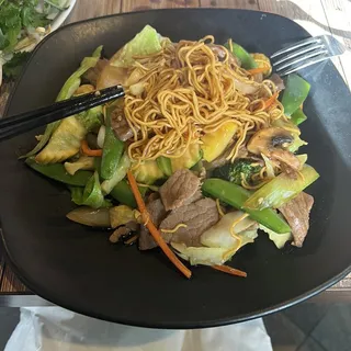 Stir Fried Egg Noodle