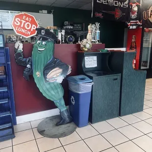 inside view and this pickle