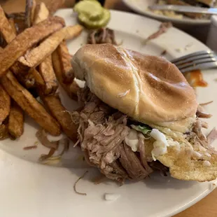Pulled pork sandwich w/slaw.