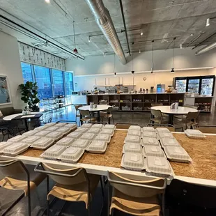 sushi and sashimi, interior