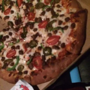 They use cherry tomatoes .. Very delicious!