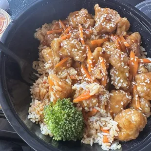 Sesame chicken with fried rice