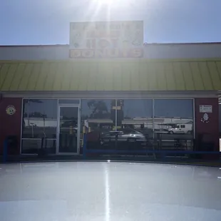 The front of Mr. Ronnie&apos;s. Step inside for a retro feel and a friendly good meal and doughnuts.