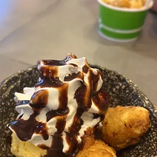 Deep Fried Banana w/ Ice Cream