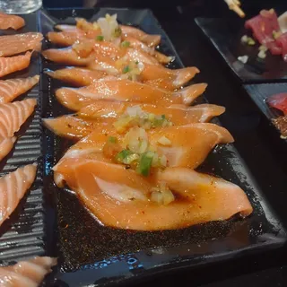 Truffle Salmon Carpaccio (2 pcs)