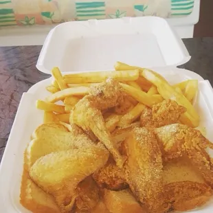 chicken wings and fried chicken, food