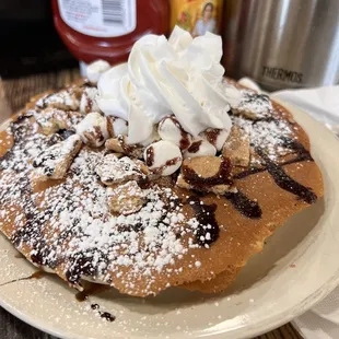 S&apos;more&apos;s S&apos;mores Pancakes