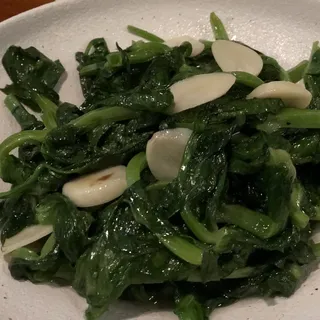 Pea Shoots with Chicken Soup