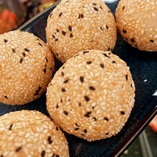 Sesame Rice Balls