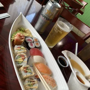 Lunch box, chef's choice after a pork dumpling app