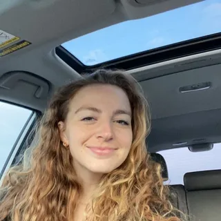 Kelsey T.