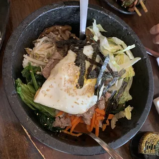 Stone-pot Bibimbap