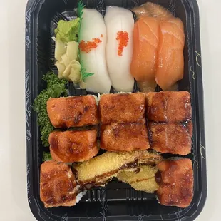 Nigiri (white tuna and salmon) and Tokyo Roll