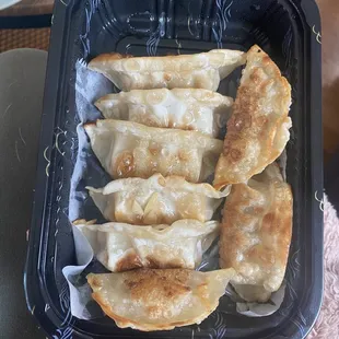8 Piece Pan Fried Pork Gyoza